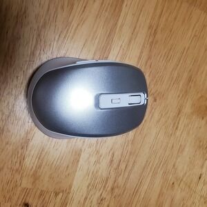 Peious Wireless Mouse With Dongle White New Without Box
